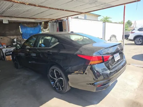 More photos of 2023 Nissan Altima 2.5 SR at RightDrive - El Paso, TX