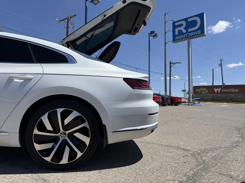 2021 Volkswagen Arteon SEL R-Line photo 4