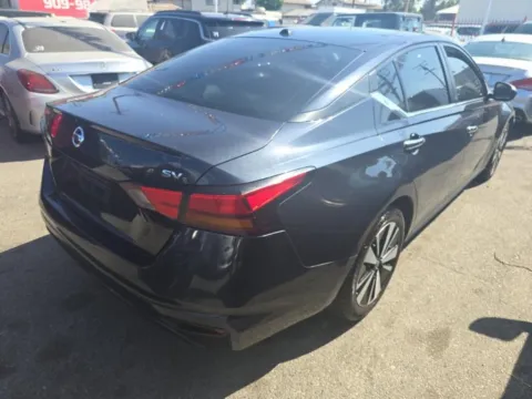 More photos of 2021 Nissan Altima 2.5 SV at RightDrive - El Paso, TX