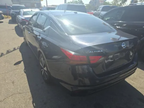 More photos of 2021 Nissan Altima 2.5 SV at RightDrive - El Paso, TX