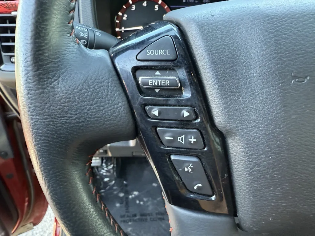 2022 Nissan Frontier Crew Cab photo 14