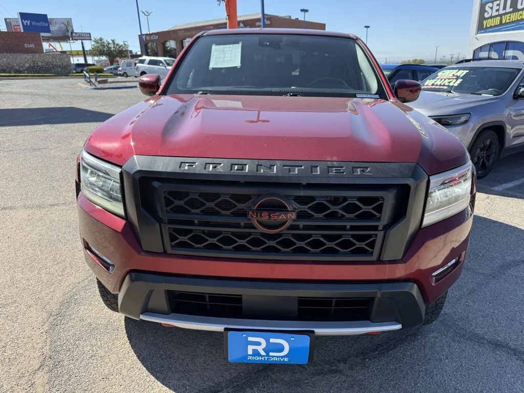 2022 Nissan Frontier Crew Cab photo 10