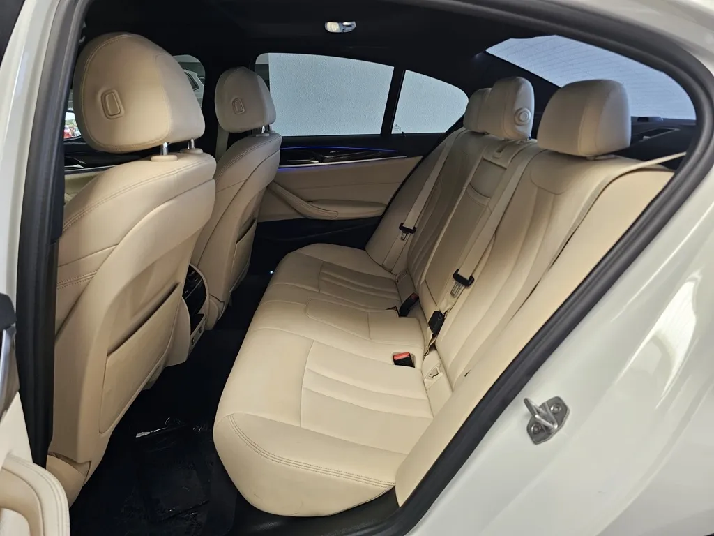 2018 Bmw 530i Sedan photo 24