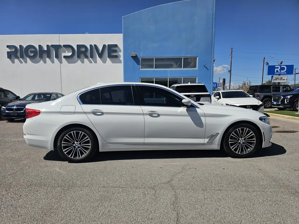 2018 Bmw 530i Sedan photo 11