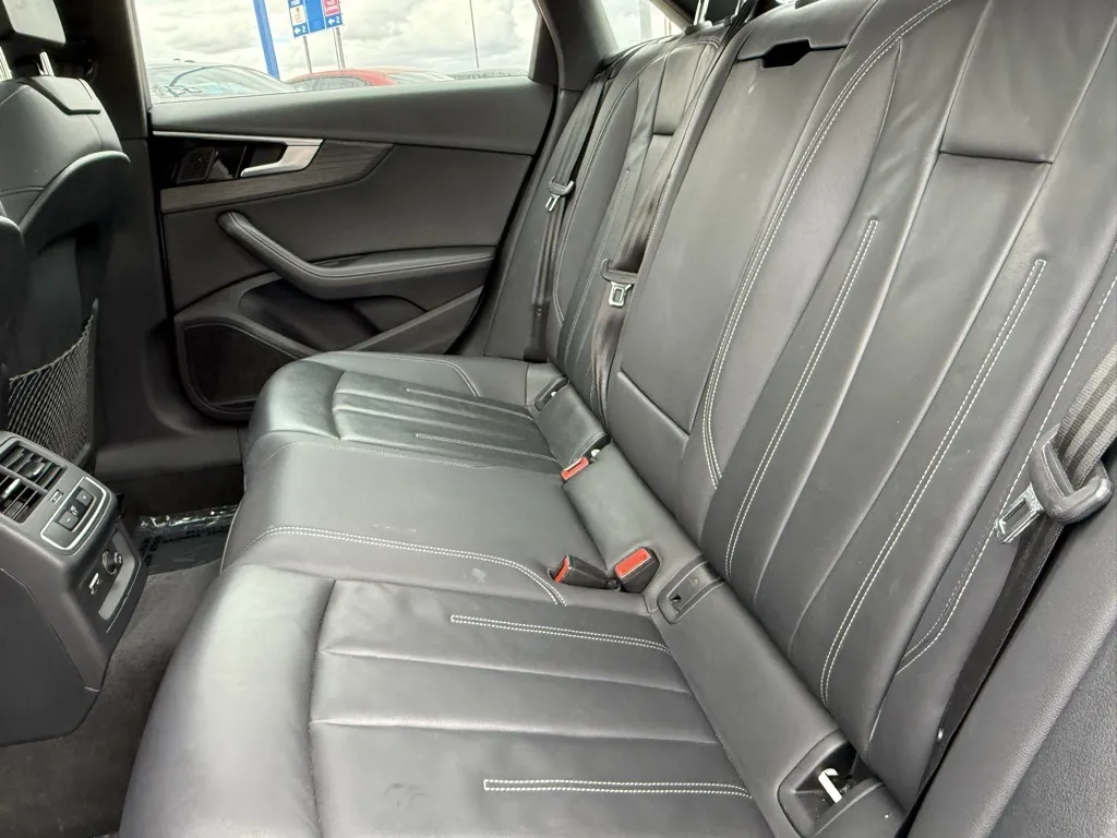 2023 Audi A4 S line Quattro Premium Plus photo 26