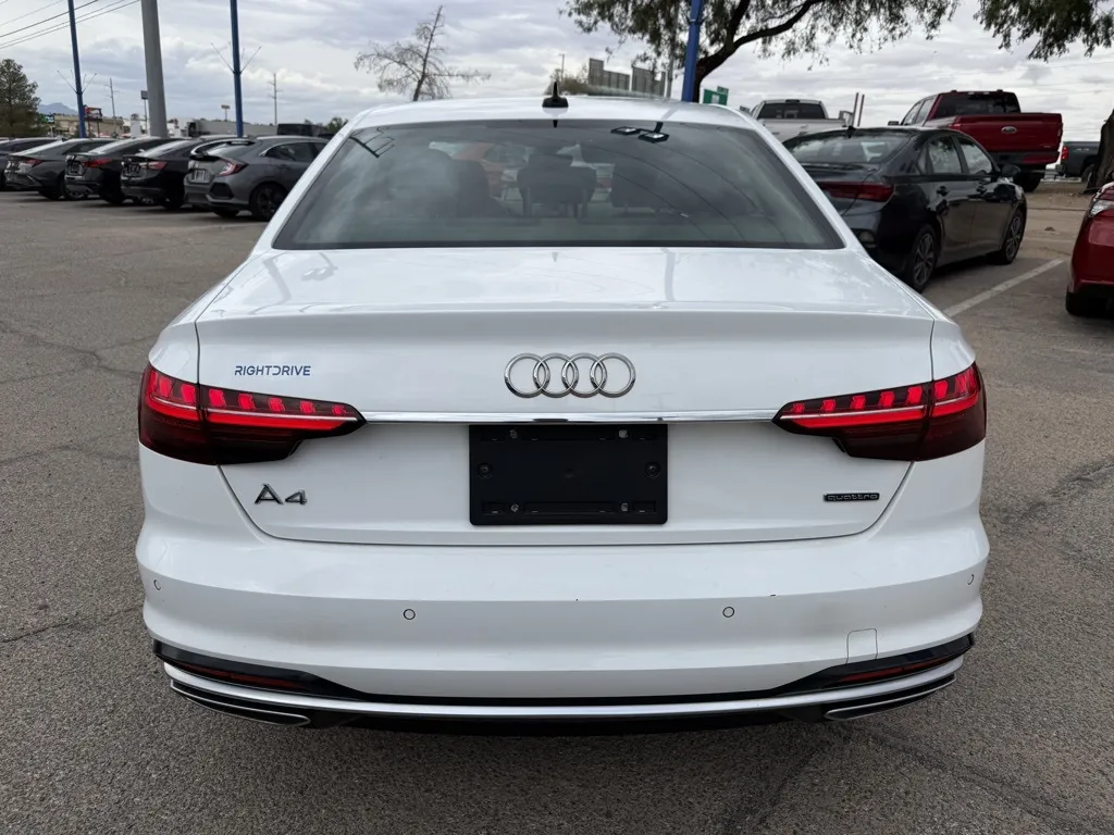 2023 Audi A4 S line Quattro Premium Plus photo 21