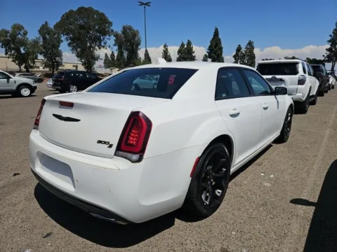 More photos of 2021 Chrysler 300 S at RightDrive - El Paso, TX