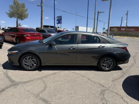 More photos of 2024 Hyundai Elantra SEL at RightDrive - El Paso, TX