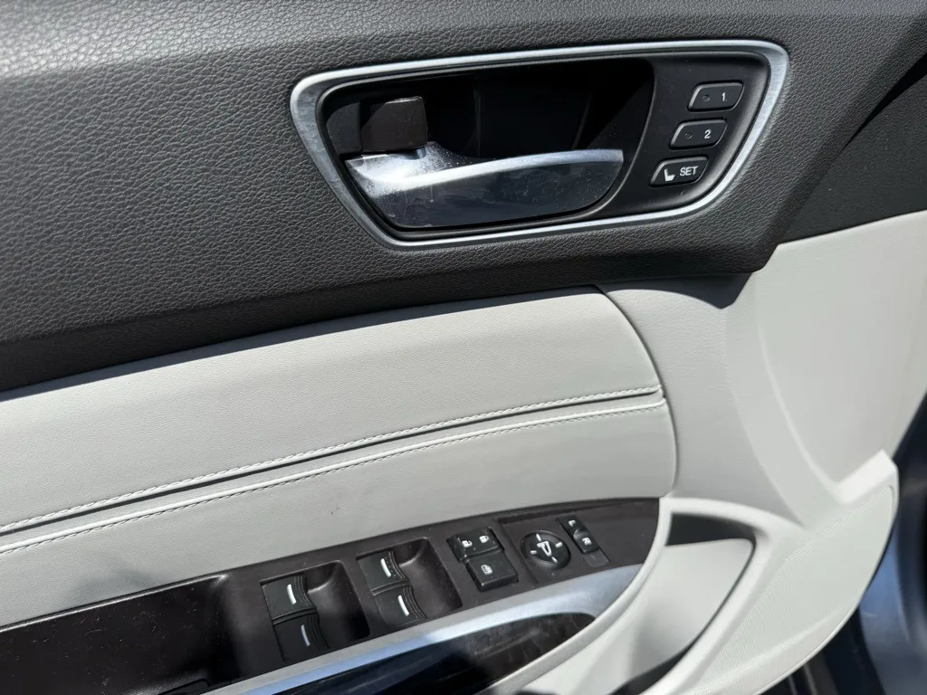 2019 Acura TLX 3.5L photo 4