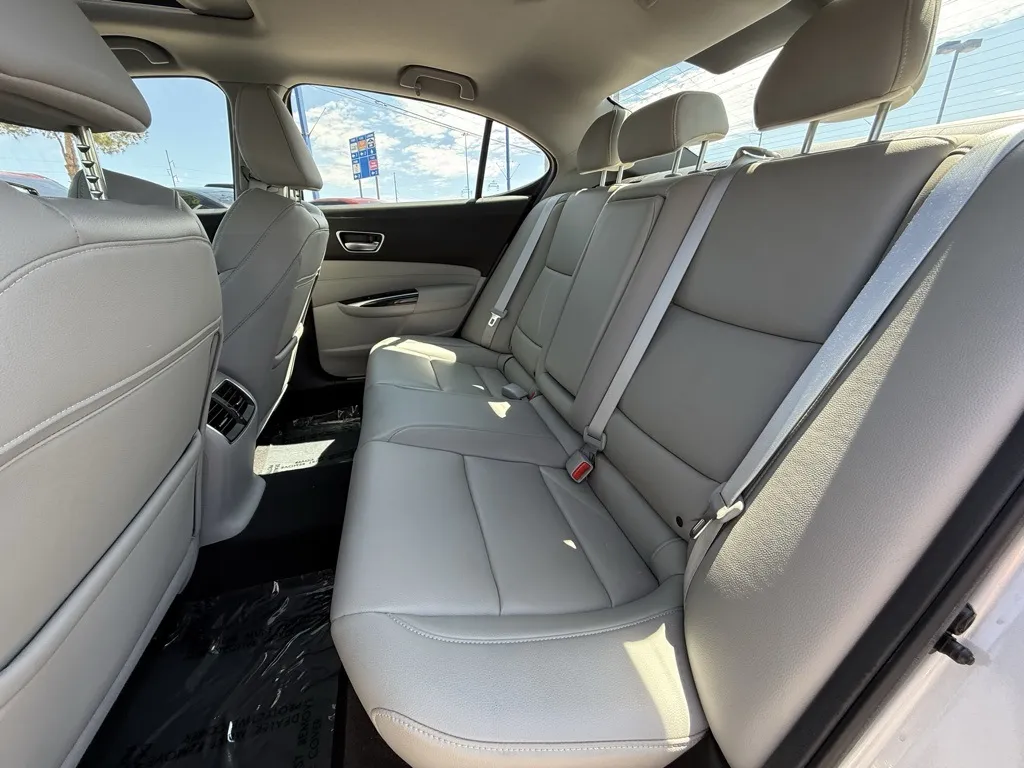 2019 Acura TLX 3.5L photo 17
