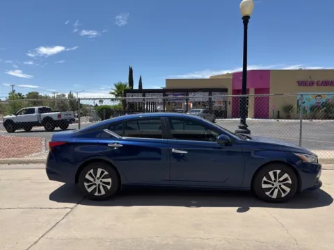 More photos of 2020 Nissan Altima 2.5 S at RightDrive - El Paso, TX