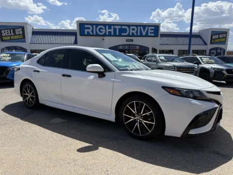 White 2021 Toyota Camry SE for sale in El Paso, TX