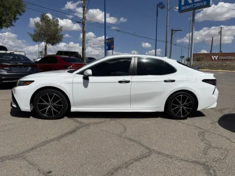 More photos of 2021 Toyota Camry SE at RightDrive - El Paso, TX