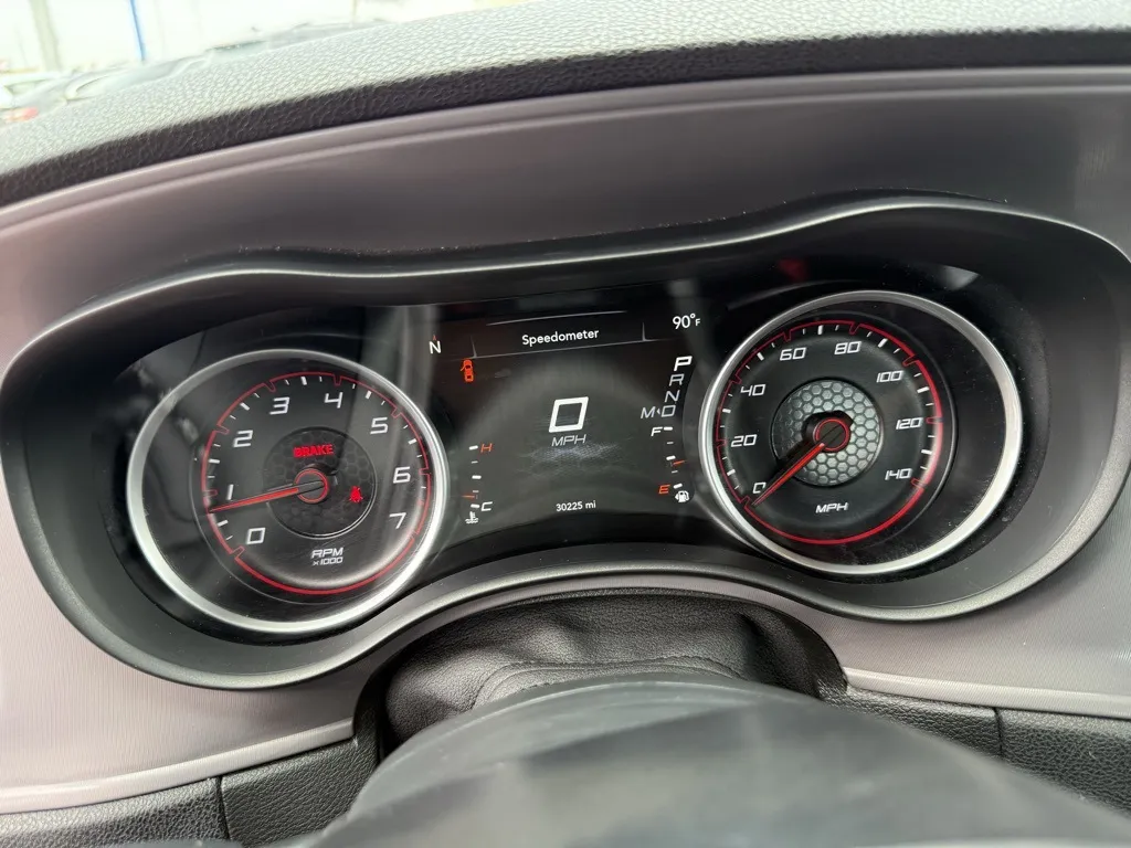 2023 Dodge Charger SXT photo 13