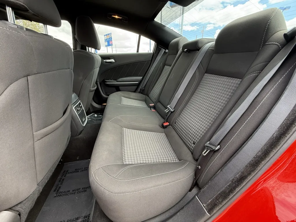 2023 Dodge Charger SXT photo 24