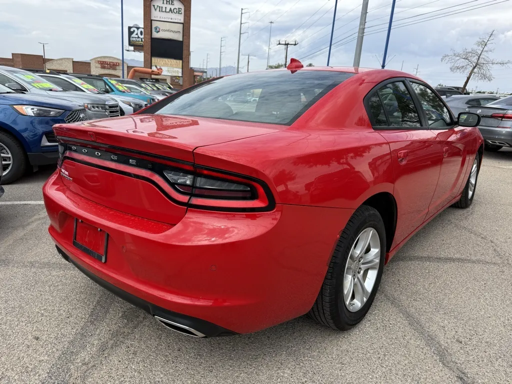 2023 Dodge Charger SXT photo 2