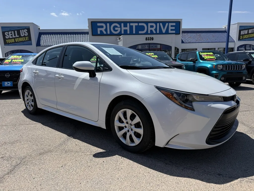 2025 Toyota Corolla LE