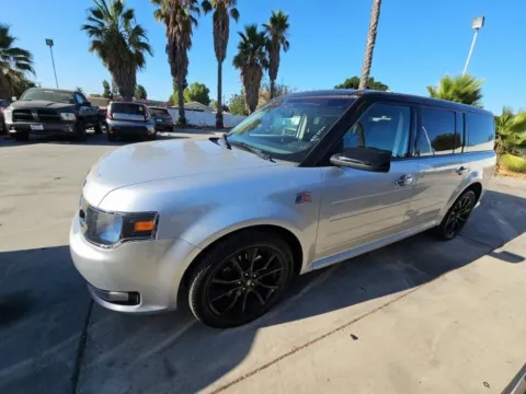 Photos of 2019 Ford Flex SEL for sale in El Paso, TX at RightDrive - El Paso