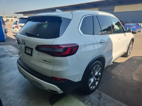 More photos of 2021 BMW X5 sDrive40i at RightDrive - El Paso, TX