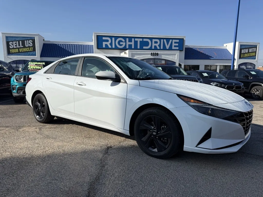 White 2021 Hyundai Elantra SEL for sale in El Paso, TX