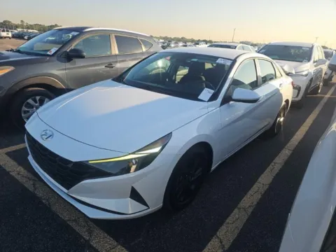 Photos of 2021 Hyundai Elantra SEL for sale in El Paso, TX at RightDrive - El Paso