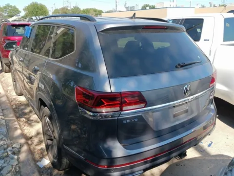 More photos of 2021 Volkswagen Atlas 3.6L V6 SE w/Technology R-Line at RightDrive - El Paso, TX