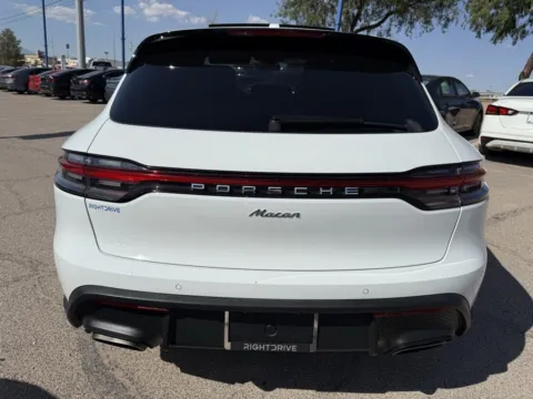 More photos of 2022 Porsche Macan at RightDrive - El Paso, TX