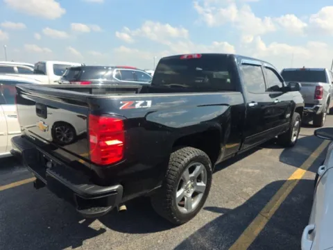 More photos of 2018 Chevrolet Silverado 1500 LT at RightDrive - El Paso, TX