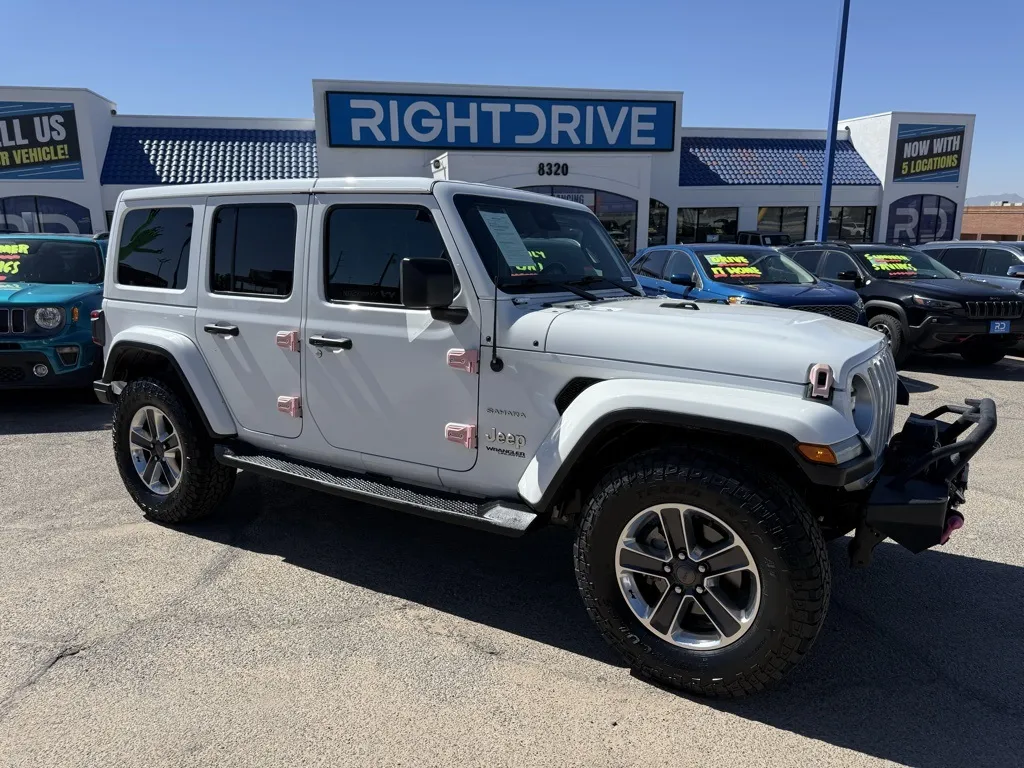 White 2019 Jeep Wrangler Unlimited Sahara for sale in El Paso, TX
