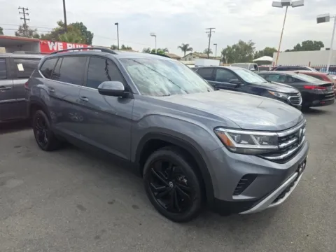 Another view of 2021 Volkswagen Atlas 3.6L V6 SE w/Technology for sale in El Paso, TX at RightDrive - El Paso