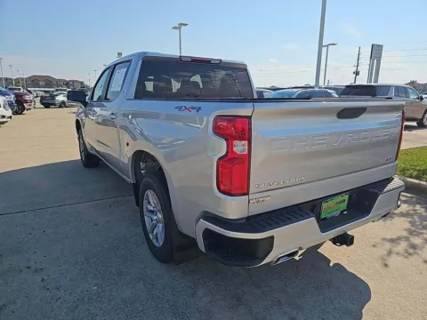 More photos of 2021 Chevrolet Silverado 1500 RST at RightDrive - El Paso, TX