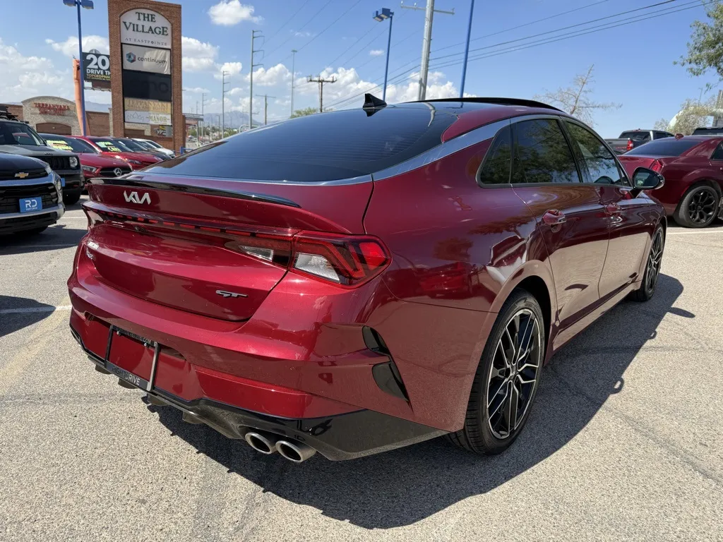 2022 Kia K5 GT photo 3