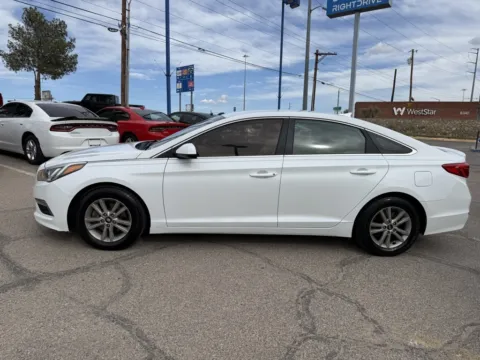 More photos of 2015 Hyundai Sonata SE at RightDrive - El Paso, TX