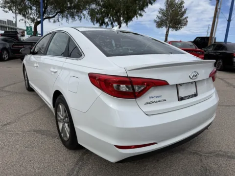More photos of 2015 Hyundai Sonata SE at RightDrive - El Paso, TX