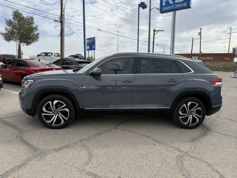 More photos of 2021 Volkswagen Atlas Cross Sport 3.6L V6 SEL Premium at RightDrive - El Paso, TX