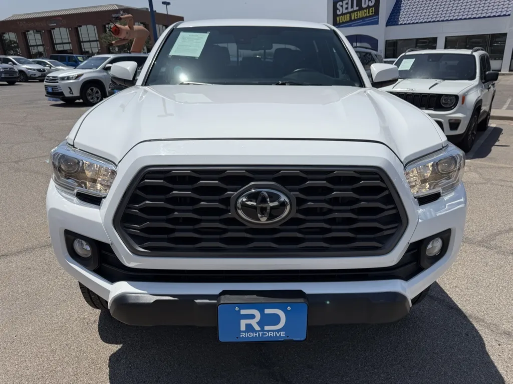 2022 Toyota Tacoma TRD Off-Road photo 10