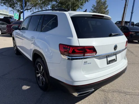 More photos of 2021 Volkswagen Atlas 2.0T SE at RightDrive - El Paso, TX