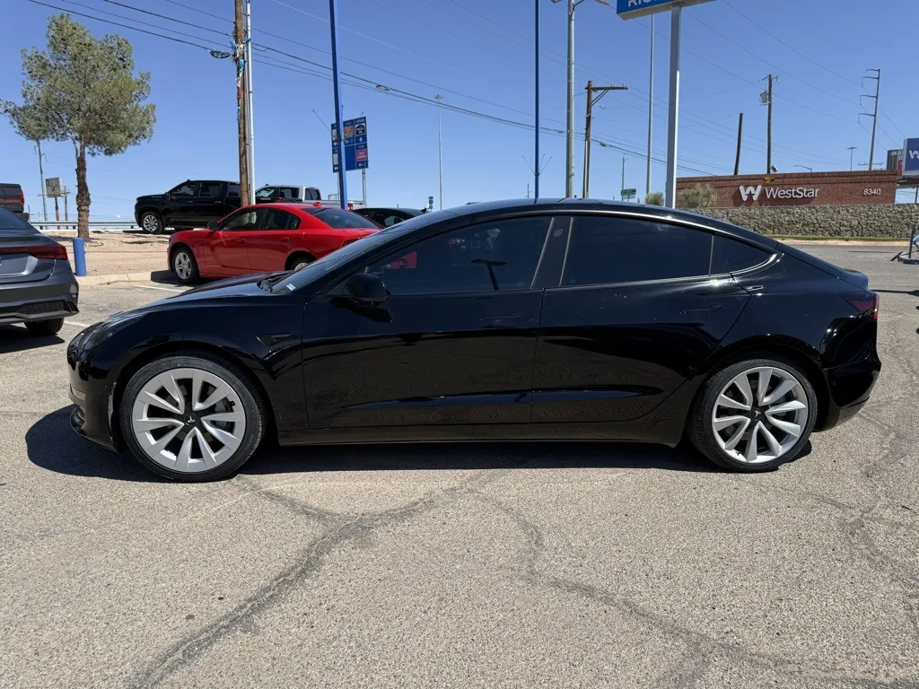 2022 Tesla Model 3 photo 2