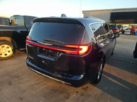More photos of 2021 Chrysler Pacifica Touring at RightDrive - El Paso, TX