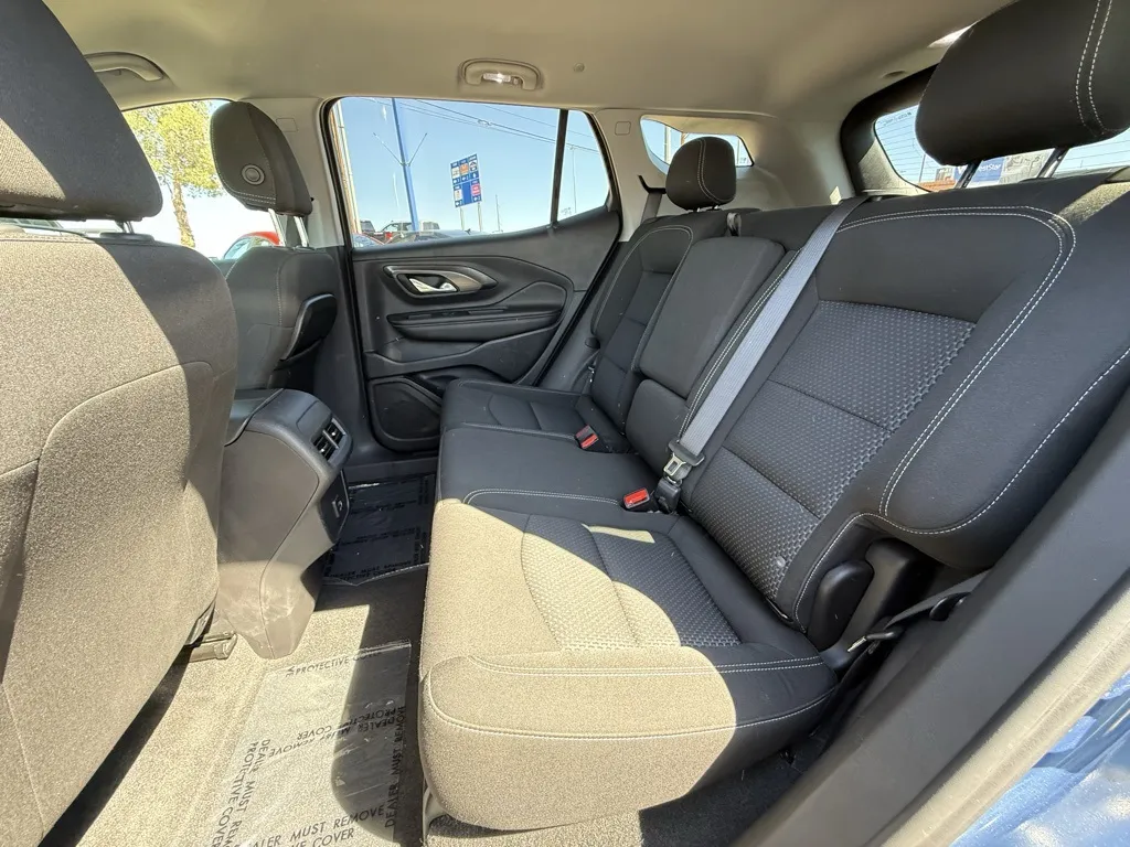 2024 Gmc Terrain SLE photo 9