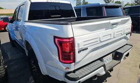 More photos of 2020 Ford F-150 Raptor at RightDrive - El Paso, TX
