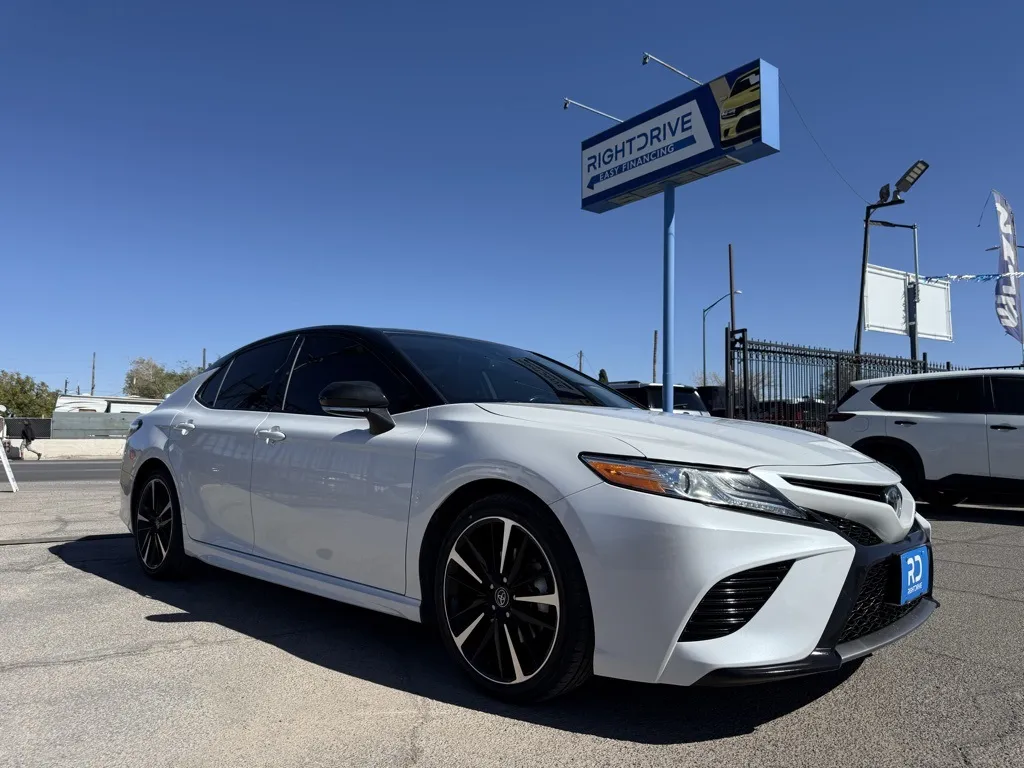 2020 Toyota Camry XSE