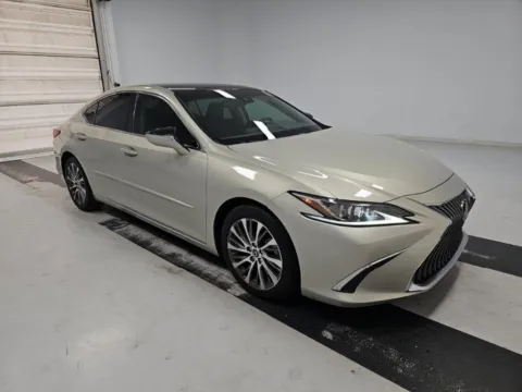 Another view of 2019 Lexus ES 350 for sale in El Paso, TX at RightDrive - El Paso