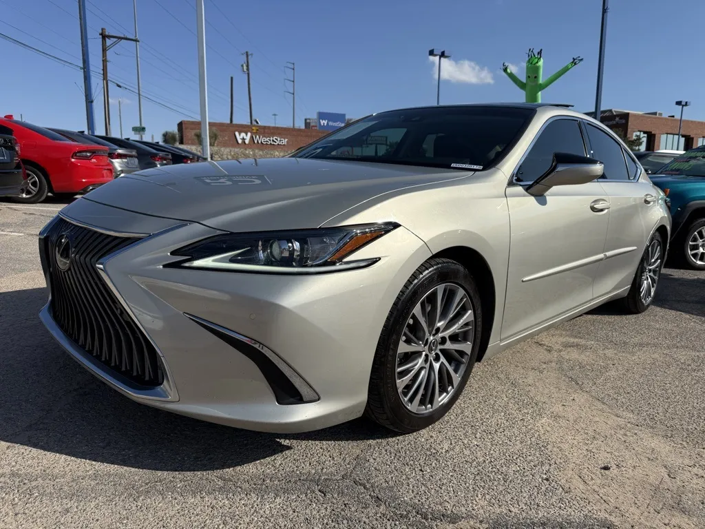 2019 Lexus ES 350 photo 4