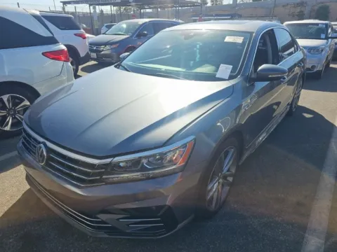 Photos of 2019 Volkswagen Passat 2.0T SE R-Line for sale in El Paso, TX at RightDrive - El Paso