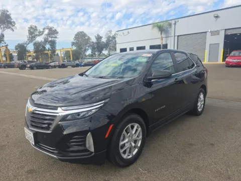 Photos of 2022 Chevrolet Equinox LT for sale in El Paso, TX at RightDrive - El Paso