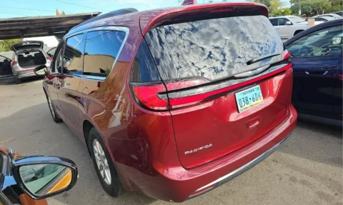 More photos of 2022 Chrysler Pacifica Touring L at RightDrive - El Paso, TX