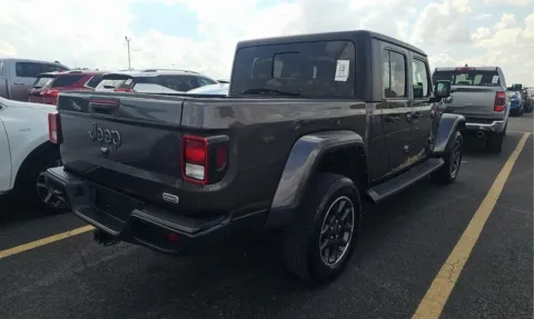 More photos of 2022 Jeep Gladiator Overland at RightDrive - El Paso, TX