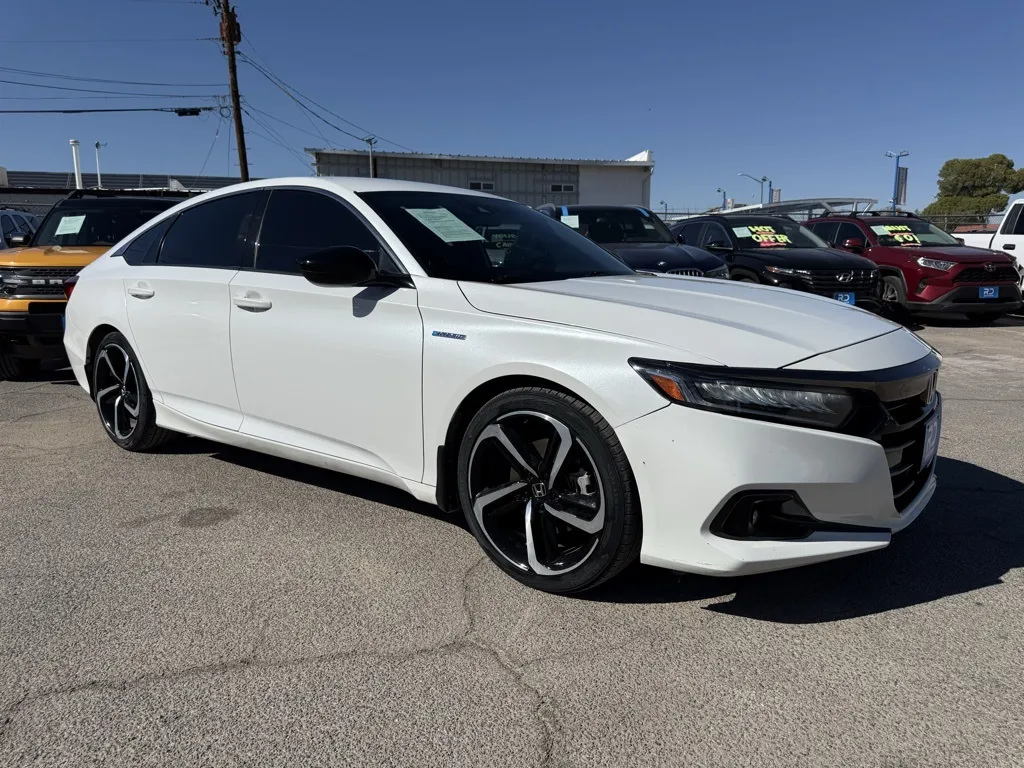 White 2022 Honda Accord Hybrid Sport for sale in El Paso, TX
