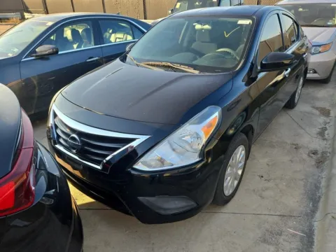 Photos of 2015 Nissan Versa 1.6 SV for sale in El Paso, TX at RightDrive - El Paso